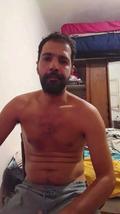 foyler85 live cam on Cam4