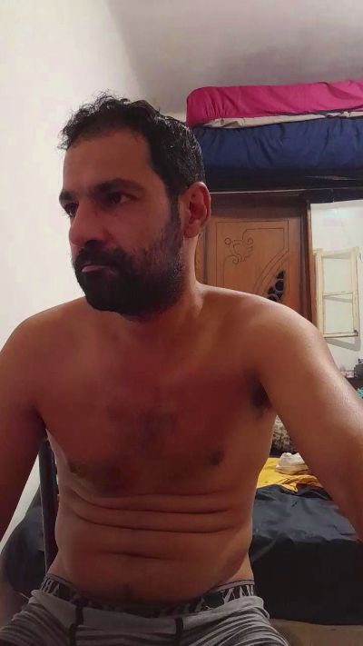 foyler85 live cam on Cam4