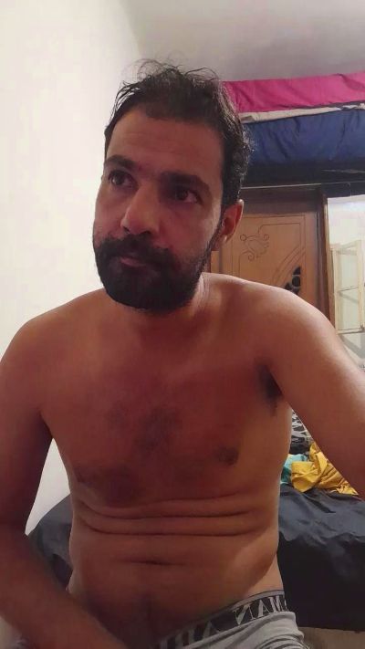 foyler85 live cam on Cam4
