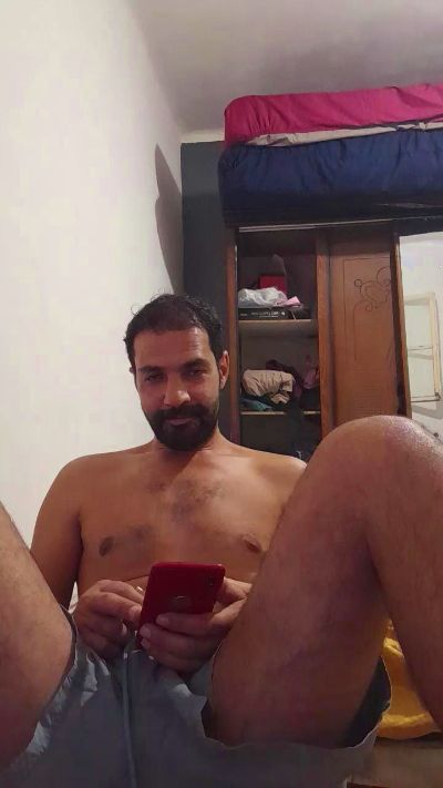 foyler85 live cam on Cam4