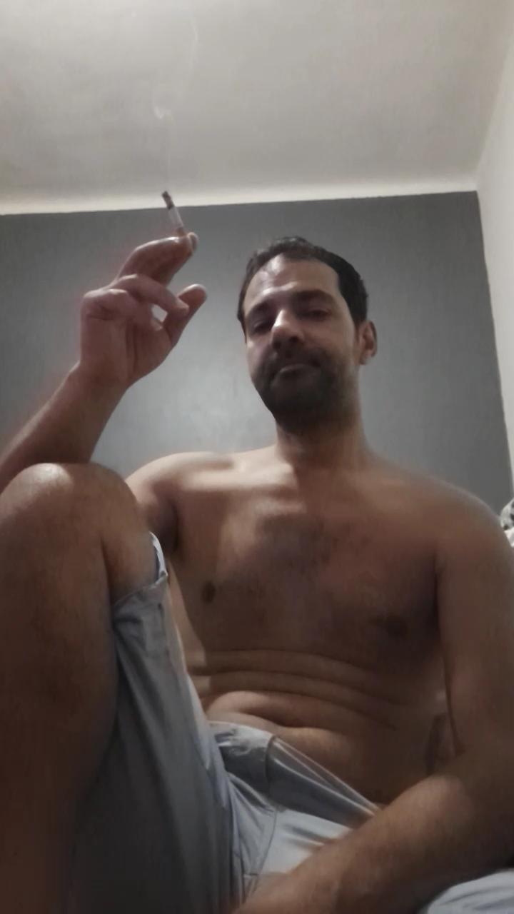 foyler85 live cam on Cam4