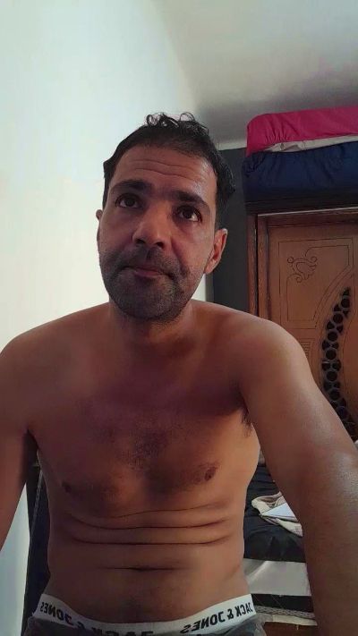 foyler85 live cam on Cam4