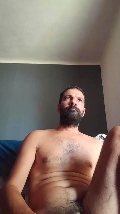 foyler85 live cam on Cam4