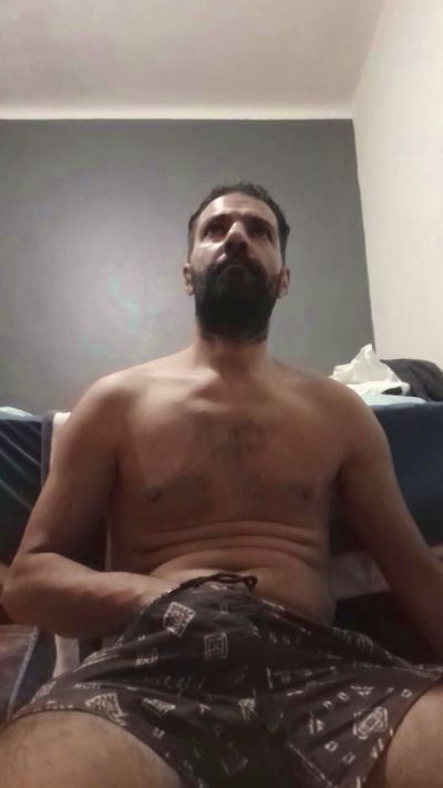 foyler85 live cam on Cam4