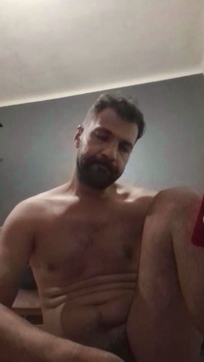 foyler85 live cam on Cam4
