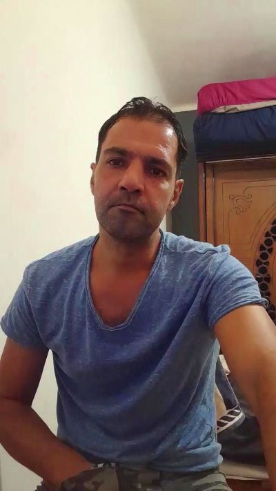 foyler85 live cam on Cam4