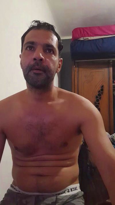 foyler85 live cam on Cam4