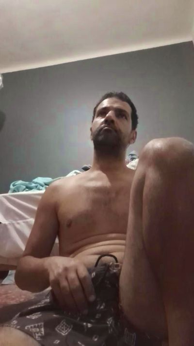foyler85 live cam on Cam4