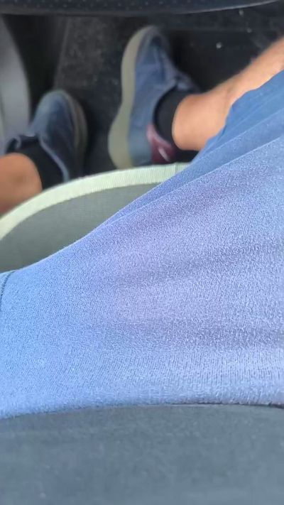 francesc1009 live cam on Cam4