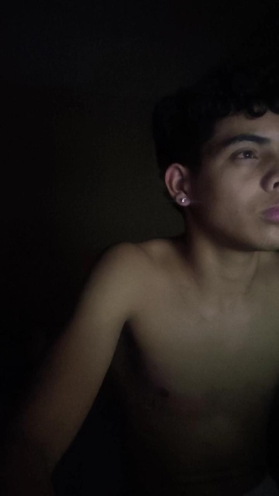 francisco_fun live cam on Cam4
