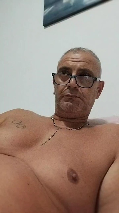 franco__747 live cam on Cam4