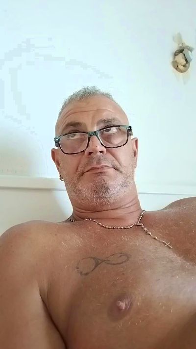 franco__747 live cam on Cam4