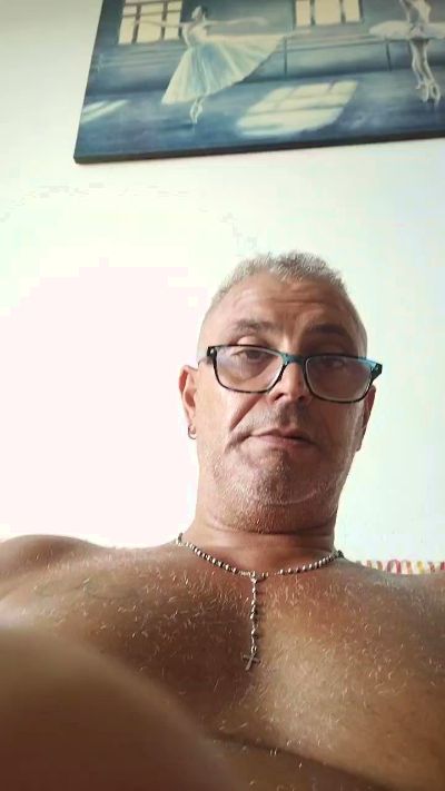 franco__747 live cam on Cam4