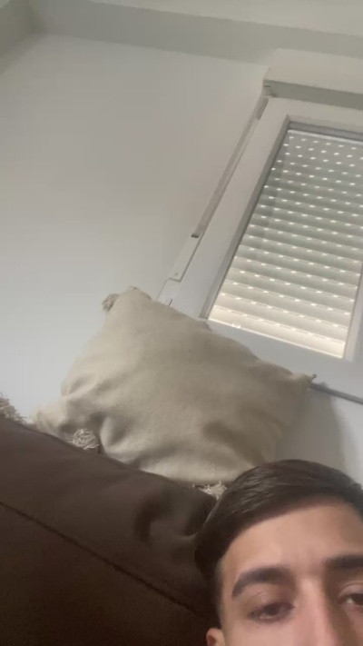 franrrk0 live cam on Cam4