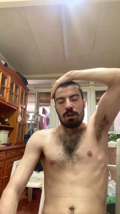 frantri00 live cam on Cam4