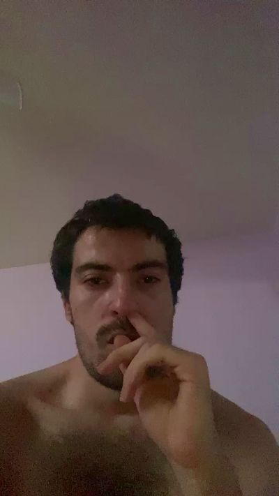 frantri00 live cam on Cam4
