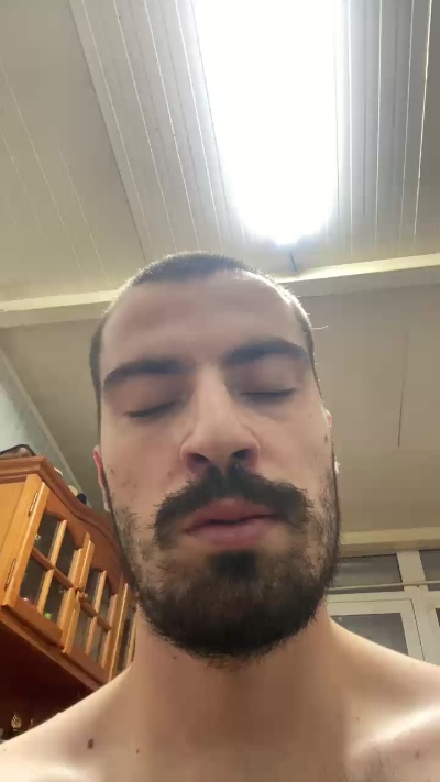 frantri00 live cam on Cam4