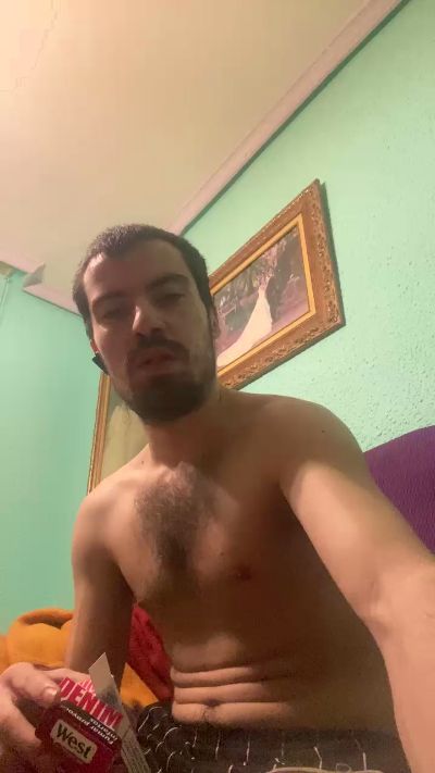 frantri00 live cam on Cam4