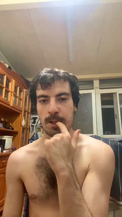 frantri00 live cam on Cam4