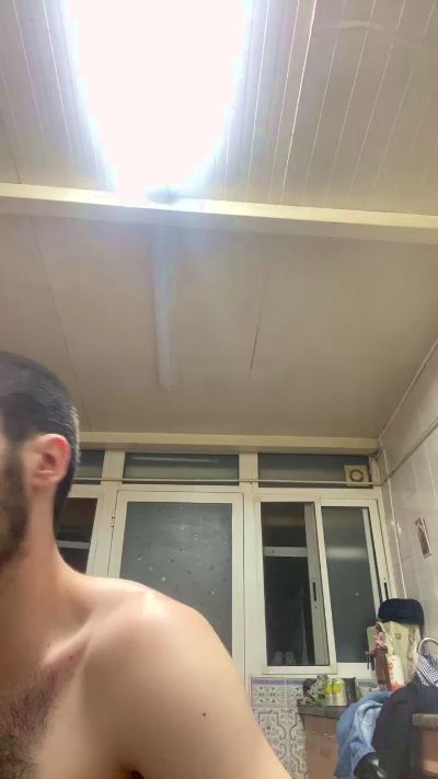 frantri00 live cam on Cam4
