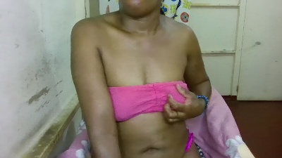 freakyme live cam on Cam4