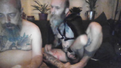 fredact25 live cam on Cam4