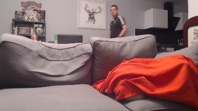 freddy022 live cam on Cam4
