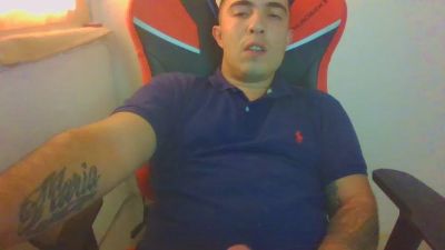 fredericosi2 live cam on Cam4