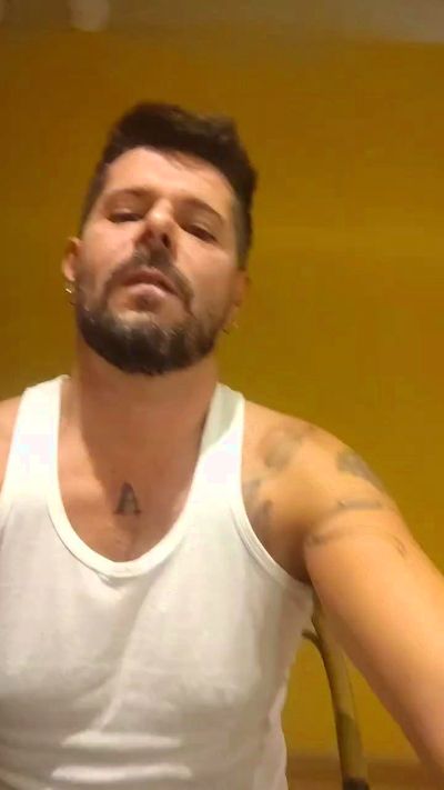 fredylover1 live cam on Cam4