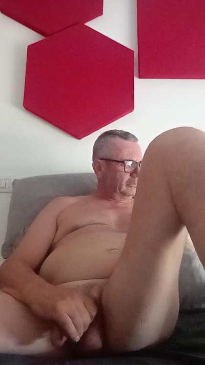 freelifeman live cam on Cam4