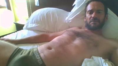 frenchi666 live cam on Cam4