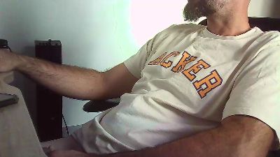 frenchtruker007 live cam on Cam4