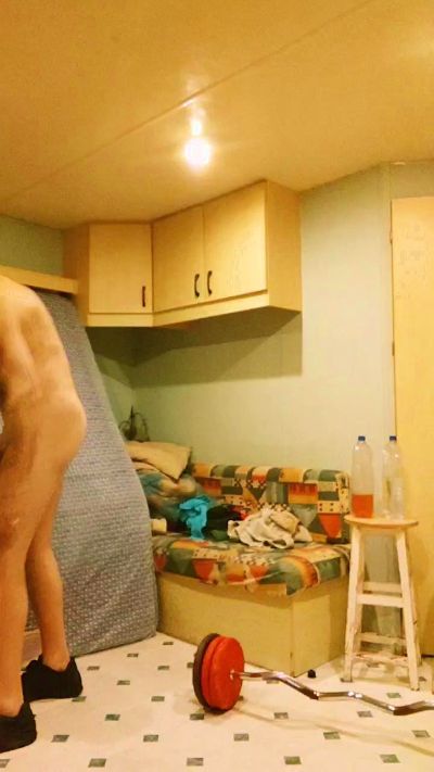 frenchyboyy44 live cam on Cam4