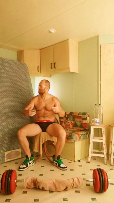 frenchyboyy44 live cam on Cam4