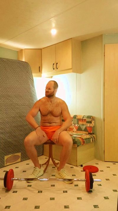 frenchyboyy44 live cam on Cam4