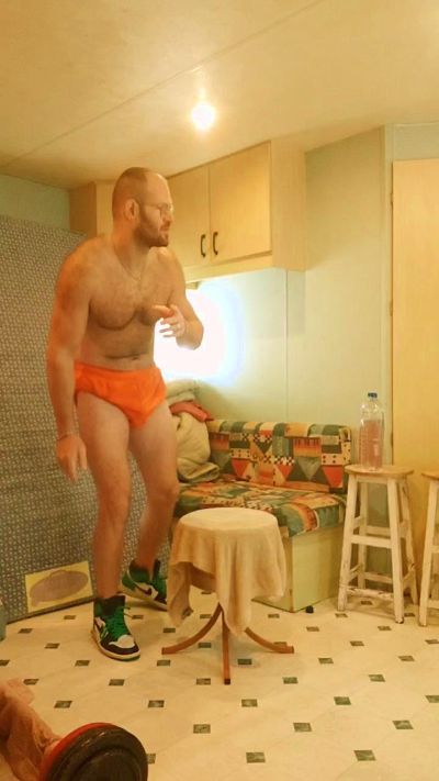 frenchyboyy44 live cam on Cam4