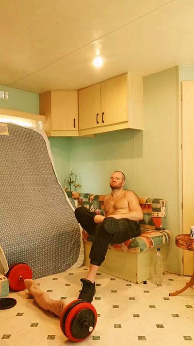 frenchyboyy44 live cam on Cam4