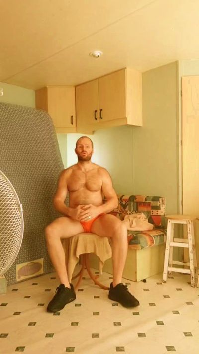 frenchyboyy44 live cam on Cam4