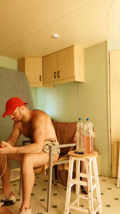frenchyboyy44 live cam on Cam4