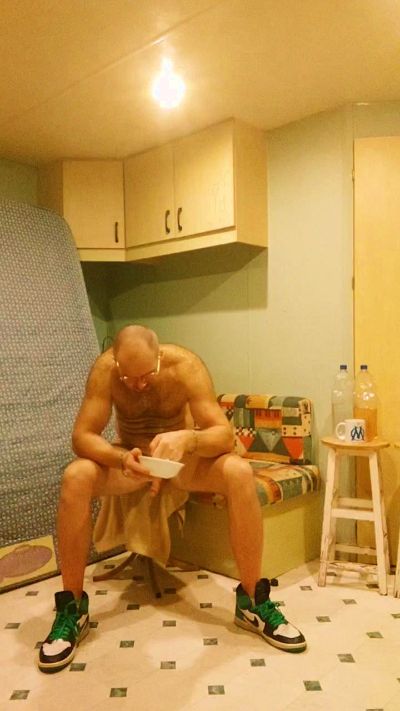 frenchyboyy44 live cam on Cam4
