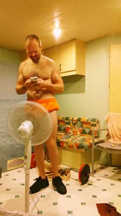 frenchyboyy44 live cam on Cam4