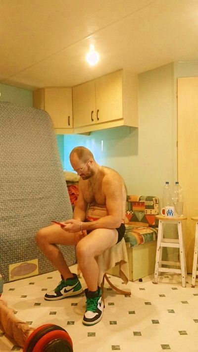 frenchyboyy44 live cam on Cam4