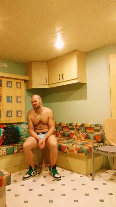 frenchyboyy44 live cam on Cam4