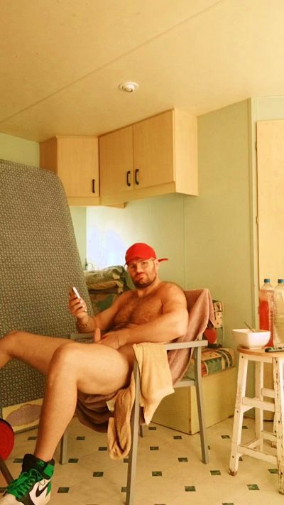 frenchyboyy44 live cam on Cam4