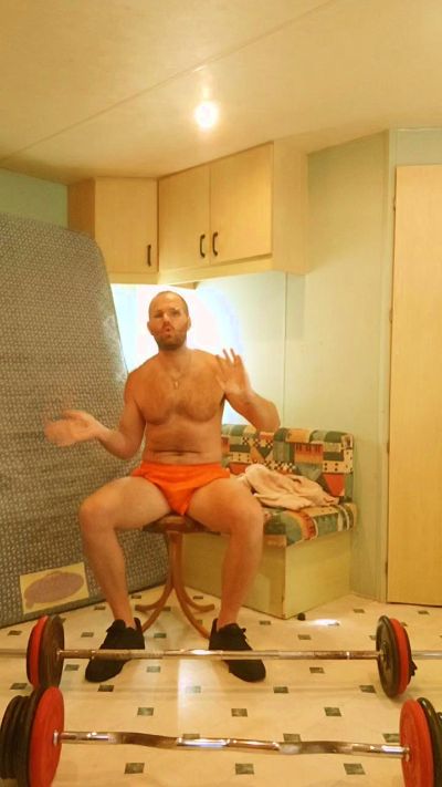 frenchyboyy44 live cam on Cam4