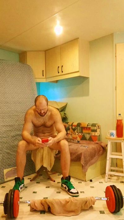 frenchyboyy44 live cam on Cam4