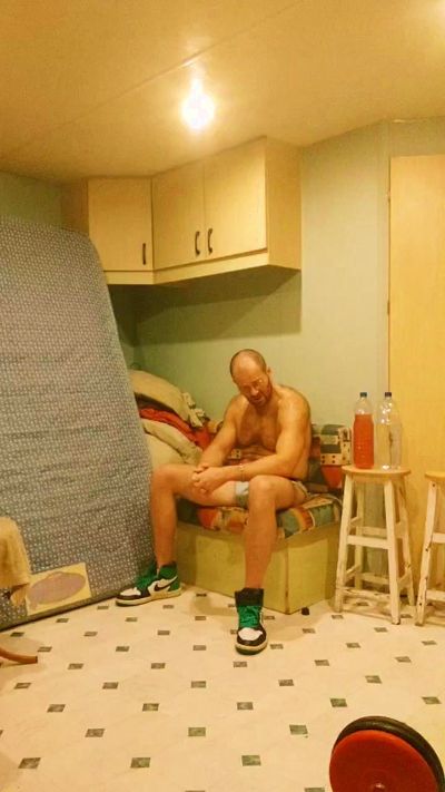 frenchyboyy44 live cam on Cam4