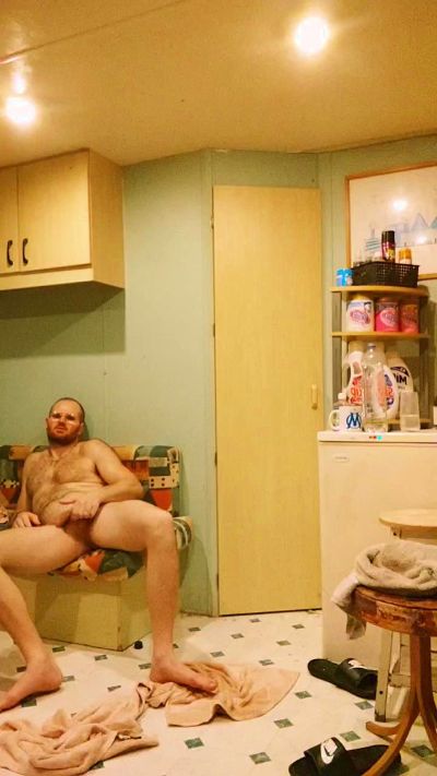 frenchyboyy44 live cam on Cam4