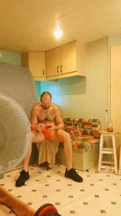 frenchyboyy44 live cam on Cam4