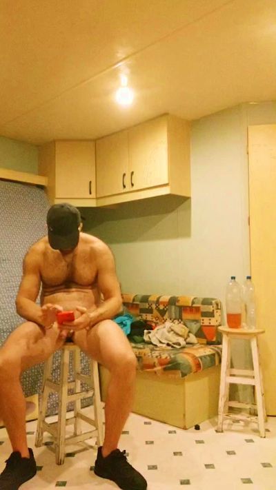 frenchyboyy44 live cam on Cam4